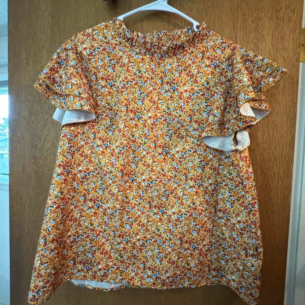 SHEIN Yellow Floral Ruffle Sleeve Blouse